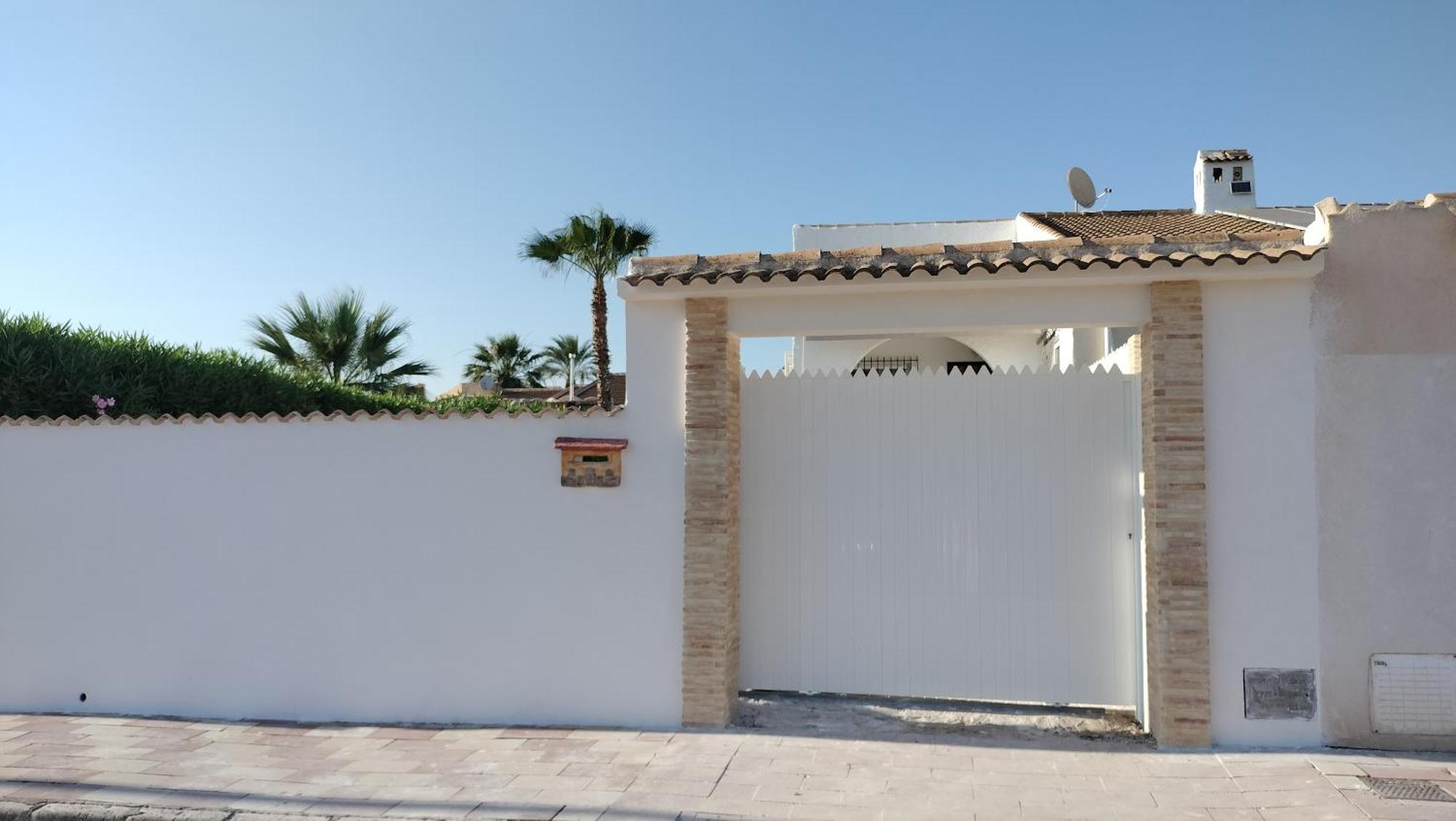 Acogedora Casa Con Piscina Villa Torrevieja Exterior photo